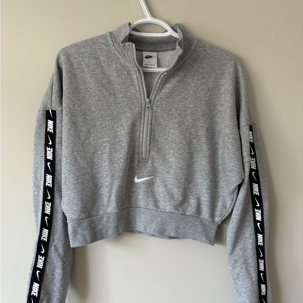 Nike Women's Gray Half-Zip Cropped Hoodie